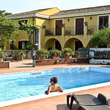 Villa La Terra Del Mezzo à Riposto Extérieur photo