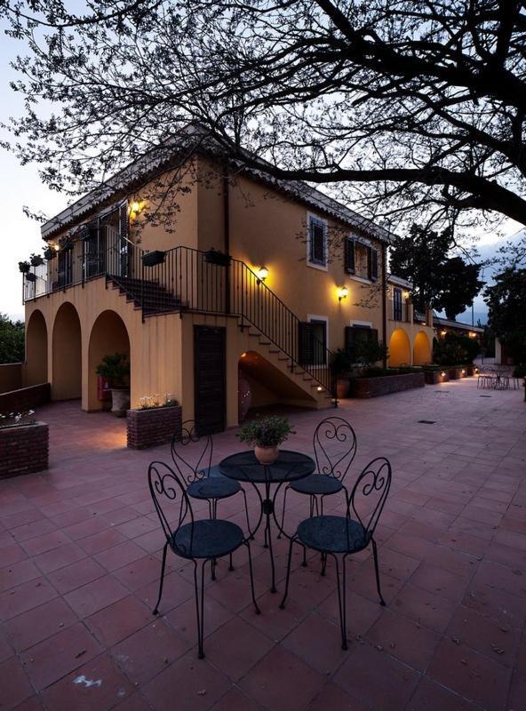 Villa La Terra Del Mezzo à Riposto Extérieur photo