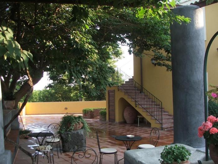 Villa La Terra Del Mezzo à Riposto Extérieur photo