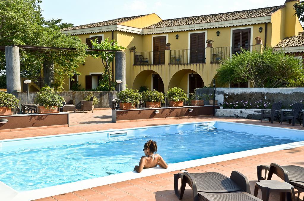 Villa La Terra Del Mezzo à Riposto Extérieur photo