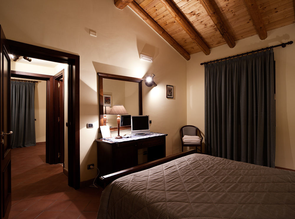 Villa La Terra Del Mezzo à Riposto Extérieur photo